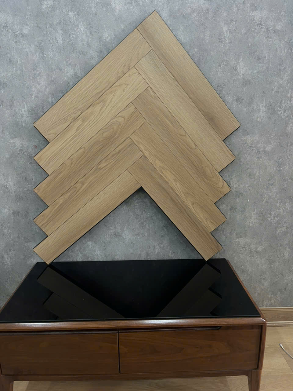 SÀN GỖ XƯƠNG CÁ CỐT ĐEN TL- 616